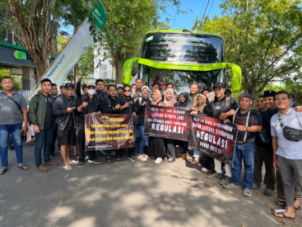 Ratusan Massa Aksi Damai Suarakan Tenaga Non ASN Sumenep