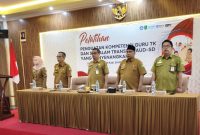 Disdik Sumenep Luncurkan Pelatihan Guru TK dan SD: Jembatan Transisi PAUD-SD Harus Menyenangkan, Bukan Menegangkan di Hotel Azmi, Senin (21/07/2025)