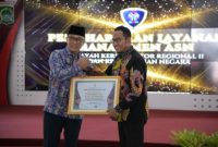 Sumenep Ukir Sejarah! Bupati Fauzi Borong Penghargaan NIP Terbaik se-Jatim, ASN Jadi Teladan Nasional