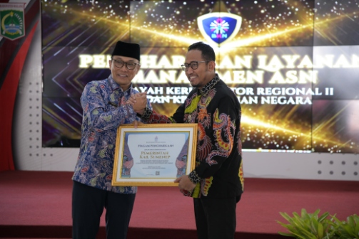 Sumenep Ukir Sejarah! Bupati Fauzi Borong Penghargaan NIP Terbaik se-Jatim, ASN Jadi Teladan Nasional