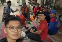 Tim Reaksi Cepat Damkar Sumenep Usai Mengevakuasi di Dua Lokasi Berbeda 