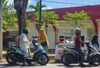 Suasana Kegiatan KBS dengan Menabur Aksi Bungturat Di Jalan Urip Sumoharjo Desa Pabian Jum'at (29/08/2025)