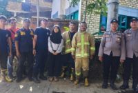 Damkar Sumenep: Dari Menolong Warga Lepas Cincin Hingga Sigap Padamkan Api Lahan Kosong