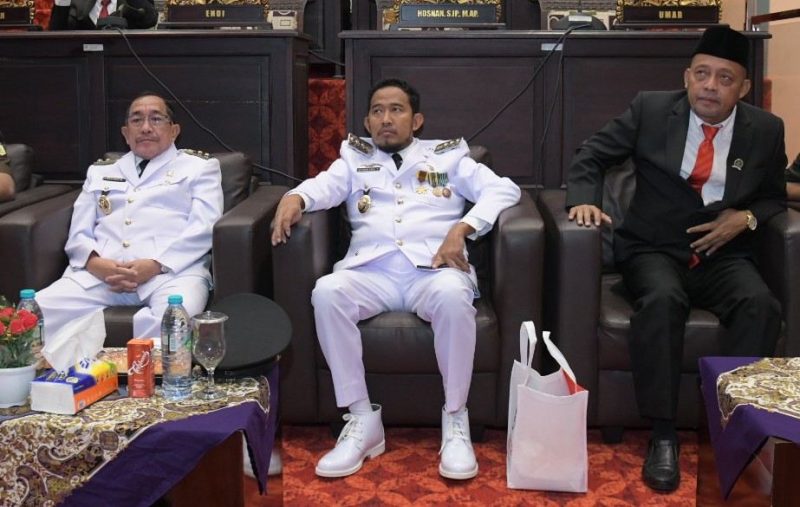 Bupati Sumenep Achmad Fauzi Wongsojudo Bersama Wakil KH. Imam Hasyim dan Ketua DPRD Sumenep di Acara DPRD Sumenep, Jum'at (15/08/2025)