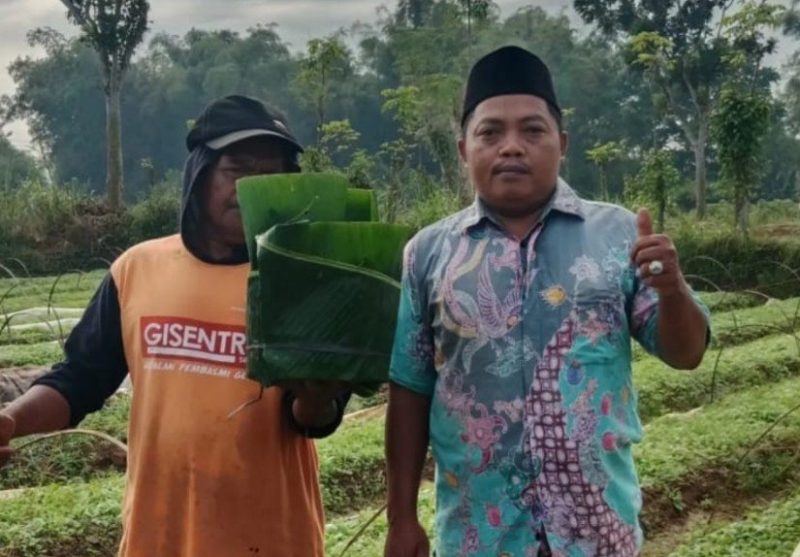 Ketua Forum Komunikasi Pemerhati Petani (FKPP) Sumenep, Achmad Farid