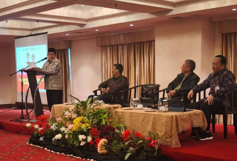 Wabup KH. Imam Saat Memberikan Sambutan Diacara Bersama Kemenpan RB RI, Kamis (28/08/2025)