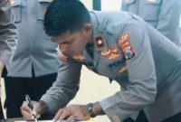 Wakapolres Sumenep Kompol Ade Masyhur, S.I.K., M.H. memimpin pelaksanaan sidang Badan Pembantu Penasehat Perkawinan, Perceraian, dan Rujuk (BP4R)