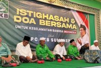 Suasana Istighosah dan Doa Bersama Digelar DPC PKB Sumenep untuk Keselamatan Bangsa di Aula Kantor PKB Sumenep Minggu (31/08/2025)
