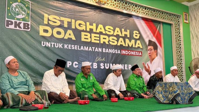 Suasana Istighosah dan Doa Bersama Digelar DPC PKB Sumenep untuk Keselamatan Bangsa di Aula Kantor PKB Sumenep Minggu (31/08/2025)
