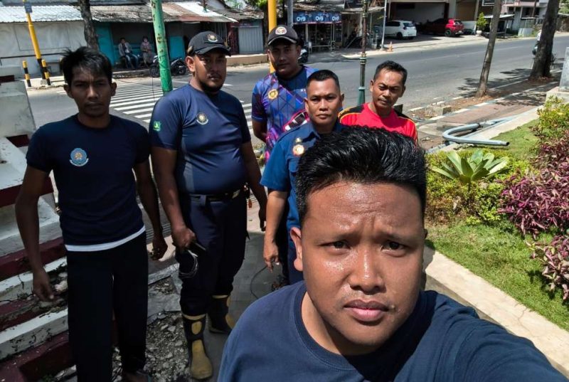 Tim Unit Reaksi Cepat Damkar Sumenep Usai Kegiatan 
