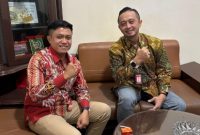 Ketua DPC ISSITA Kabupaten Sumenep Dr. Naghfir, S.H.I., S.H., M.H., Saat Mengunjungi Pimpinan Baru Bank Jatim Cabang Sumenep Budi Prakoso 