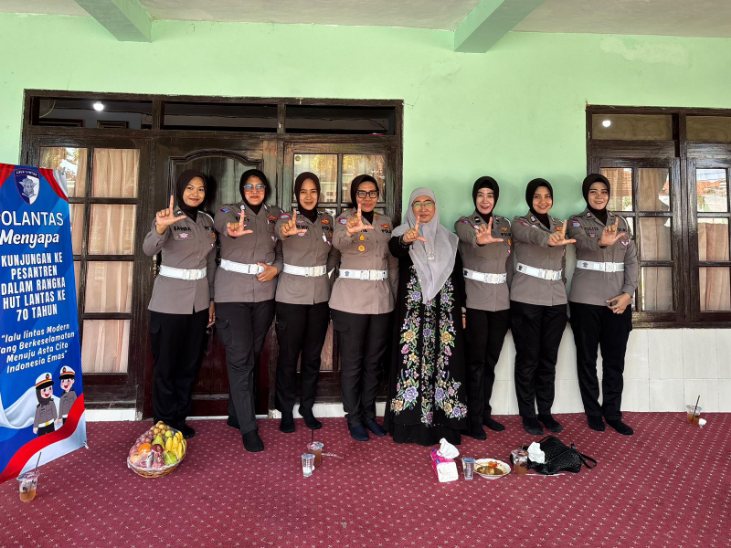 Tebar Edukasi Keselamatan, Satlantas Polres Sumenep Hadir di Pesantren