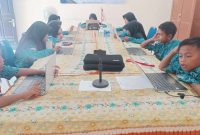 Generasi Digital: Siswa SDN Pakandangan Sangrah Sumenep Antusias Ikuti Pembelajaran Berbasis Laptop