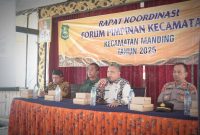 Plt. Camat Manding, S. Bintoro, S.Sos., M.Si tersebut menghadirkan jajaran Forkopimka