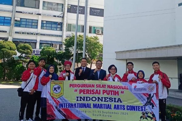 Perisai Putih Borong Juara Umum di Korea, Lita Machfud Arifin Tuai Penghargaan Dunia