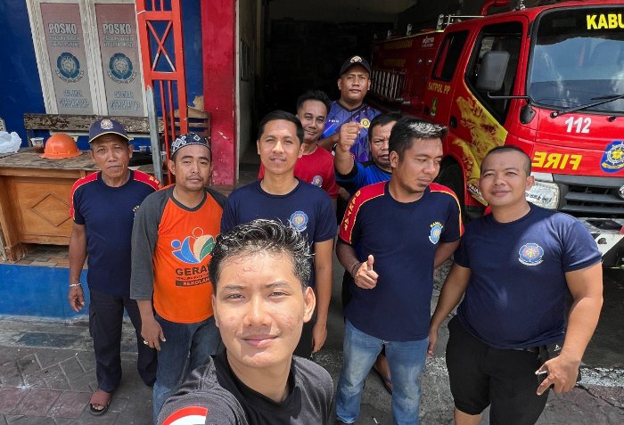 Tim Unit Pemadam kebakaran Sumenep 