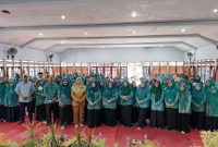 Suasana Foto Bersama TP PKK Kabupaten Sumenep Di Acara Lomba Big Book Bagi Pendidik PAUD di Gedung Ki Hajar Dewantara, Selasa (30/09/2025)
