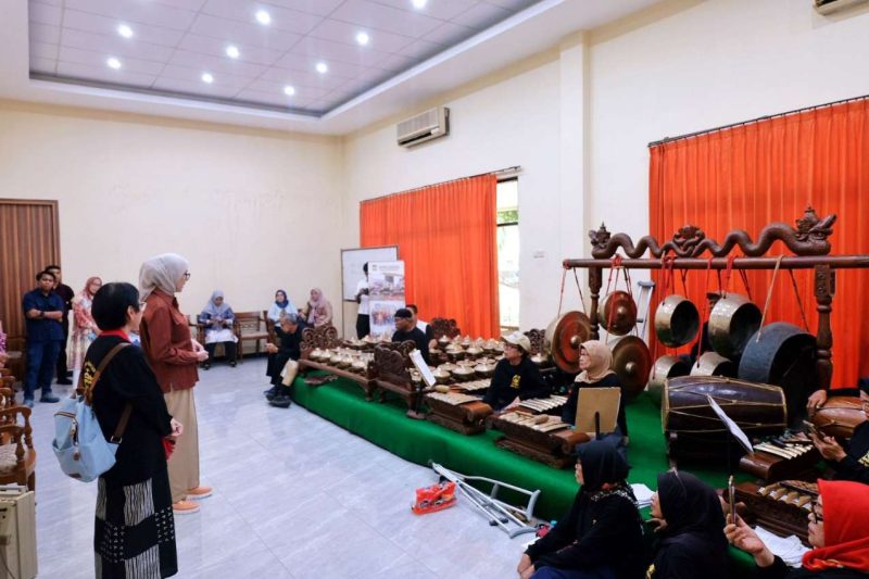 Kunjungan Lita Machfud Arifin ke BK3S Jatim, Dorong Inklusi Sosial dan Pemberdayaan Difabel