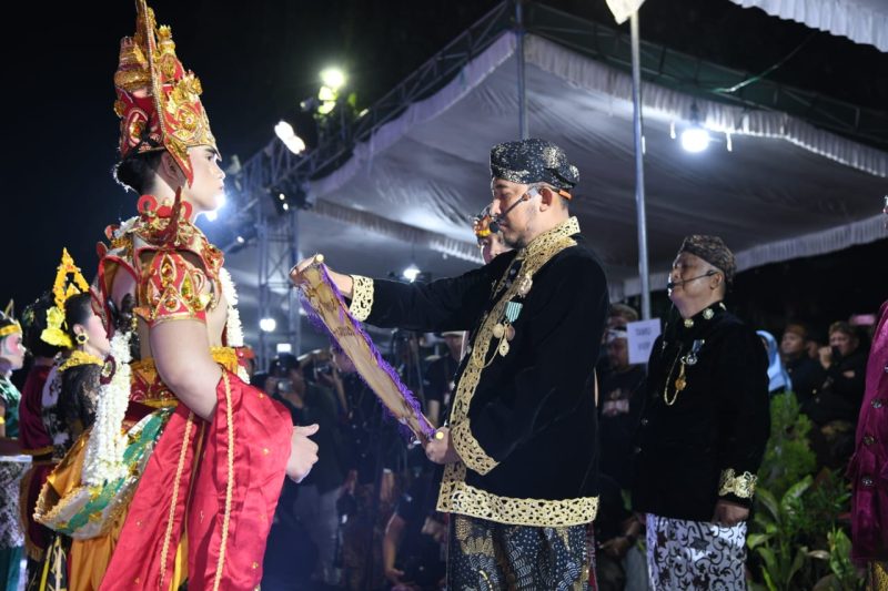 Bupati Fauzi Pimpin Prosesi Arya Wiraraja, Momen Sakral Hari Jadi ke-756 Kabupaten Sumenep