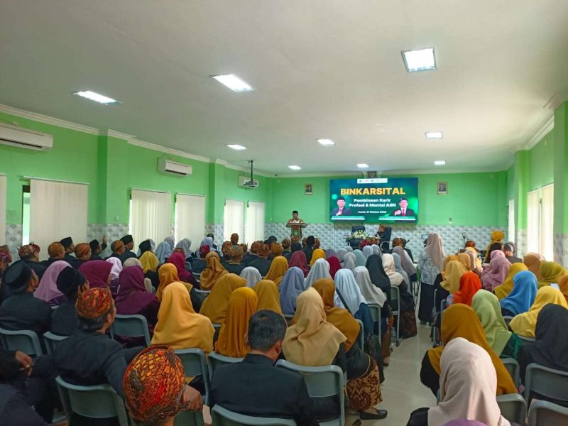 Kemenag Sumenep Gelar BINKARSITAL untuk Guru ASN, Kepala Kanwil Kemenag Jatim Turun Langsung