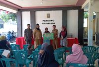 Sentuhan Nyata Pemdes Pamolokan: BLT DD Kembali Disalurkan untuk Warga 