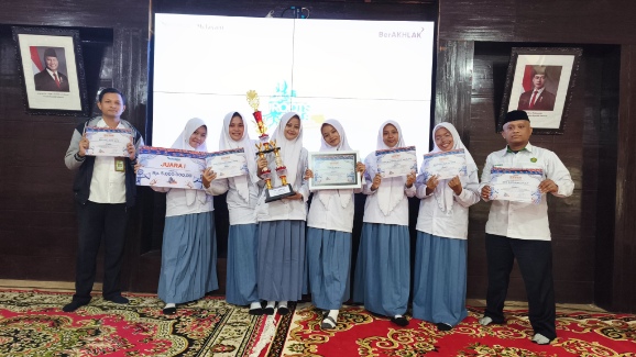 MAN Sumenep Sabet Juara 1 Lomba Film Pendek “From Roots to Reels” 2025, Angkat Kearifan Lokal ke Dunia Digital