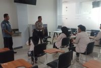 Polres Sumenep Gandeng Mahasiswa UNIBA Ungkap Rahasia di Balik Pelayanan SIM yang Cepat dan Humanis