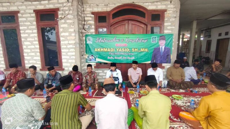 Suasana Reses Anggotanya DPRD Kabupaten Dari FKB Akhmadi Yasid SH MH di Pulau Giliraja Kecamatan Giligenteng, Jum'at (14/11/2025)