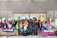 Foto Bersama Usai Pagelaran Seminar Kewirausahaan 