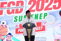 Wabup Sumenep KH. Imam Hasyim Saat Memberikan Sambutan di Acara FGD Bertajuk Sumenep Menuju Porprov 2027 di Gelar DPC PWRI Sumenep di Pendopo Agung Keraton Sumenep, Rabu (19/11/2025) 