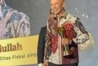 Ketua Banggar DPR RI MH Said Abdullah Saat Menerima Penghargaan Dari Detikcom Award 2025