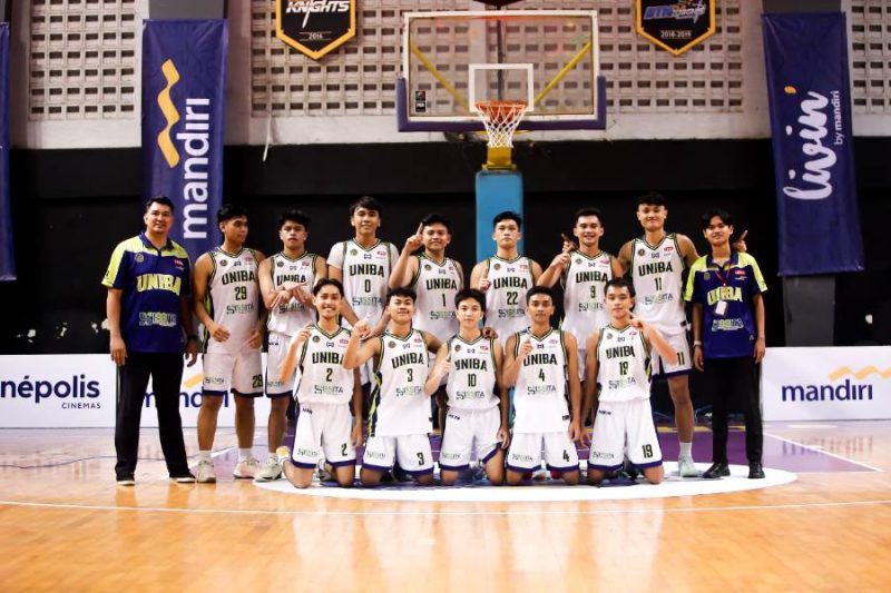Tim bola basket Universitas Bahaudin Mudhari (UNIBA) Madura