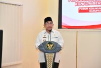 Wabup KH. Imam Hasyim di Acara Safari Kerukunan dan Pelatihan Early Warning System Konflik Berdimensi Agama, Rabu (24/12/2025), di Aula Bappeda.