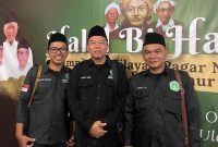 KH. Muiz Ali Wafa (Tengah) Dinilai Berpeluang Kuat Masuk Struktur Tanfidziyah PCNU Sumenep