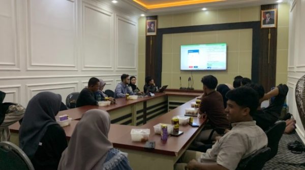 Kosabangsa Unija dan Unesa Lakukan Pendampingan Pokmaswas Reng Paseser Tanjung, Tingkatkan Keberdayaan Manajemen melalui Inovasi Aplikasi Wisata Digital