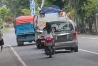 Diduga Aktivitas Angkutan Solar Kapasitas 8.000 Liter Keluar Masuk Pintu AURI Satrad 222 Ploso Jombang