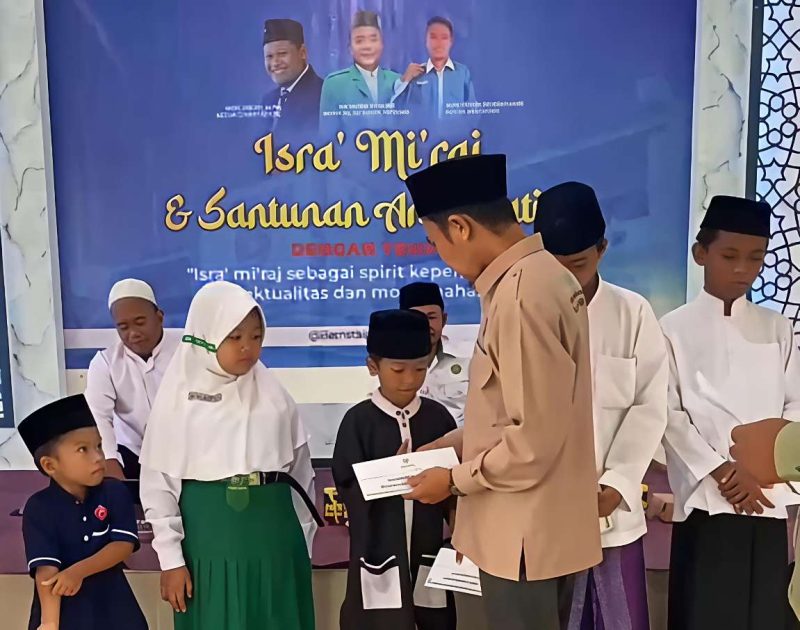 BEM KM dan ORMAWA STAIM Bersama BAZNAS Hidupkan Spirit Isra Mi’raj Lewat Santunan Anak Yatim
