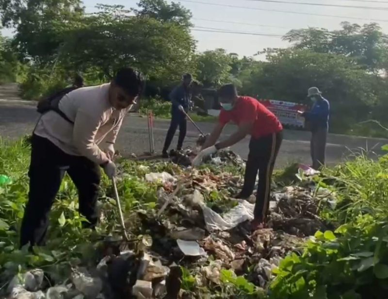 Kolaborasi KBS–DLH Bersihkan Asta Tinggi, Gerakan Moral Selamatkan Lingkungan Sumenep
