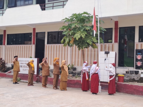 Pagi Ceria yang Berbeda, SDN Pakandangan Sangra Sulap Upacara Jadi Ruang Ekspresi Siswa