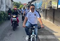 Kepala Rutan Kelas II Sumenep Aditya Wahyu Rahmadani Saat Gowes Bersama ASN di Lingkungan Rutan Sumenep, Jum'at (06/02/2026)