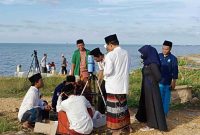 Di Pantai Taneros, Harapan Melihat Hilal Berhadapan dengan Realita Astronomi