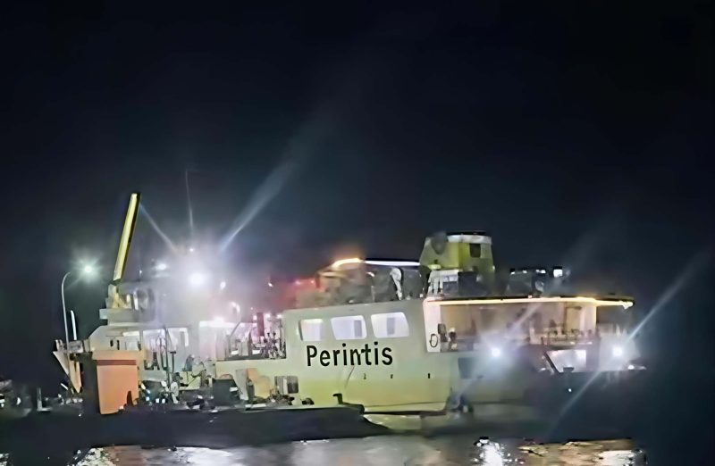 Demi Keselamatan Pelayaran, KM Sabuk Nusantara 51 Patuh Perintah Syahbandar Meski Puluhan Penumpang Tertahan