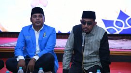 Bupati Sumenep Dr H Achmad Fauzi Wongsojudo SH MH dan Ketua DPD KNPI Sumenep Khairul Umam di Acara Bukber di Pendopo Agung Keraton Sumenep, Kamis (02/03/2025)