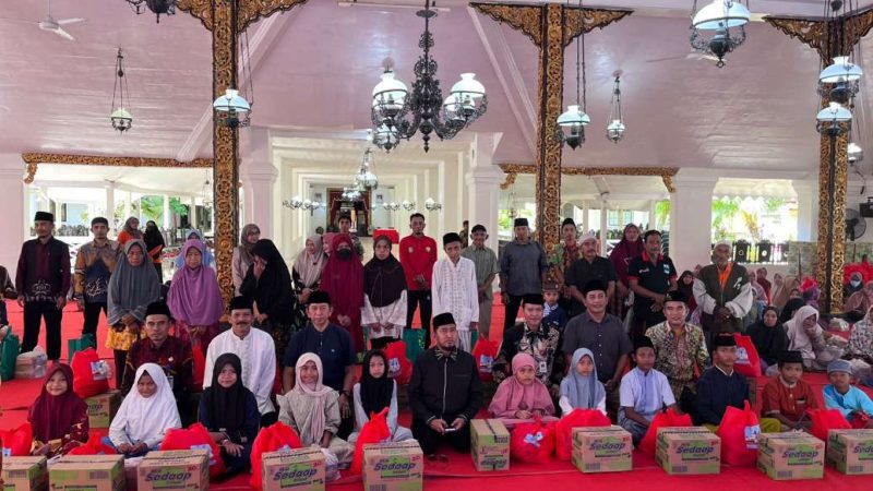 Jelang Idulfitri, Pemkab Sumenep Salurkan 3.322 Paket Zakat Fitrah ASN untuk Masyarakat