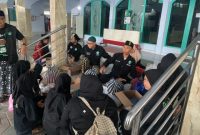 Ramadhan Berbagi, Pagar Nusa Sumenep Tebar Takjil dan Perkuat Ukhuwah di Masjid Al-Falah