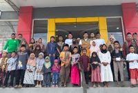 BAZNAS Sumenep Ajak Anak Yatim Pilih Baju Lebaran Sendiri, Senyum Bahagia Warnai Toko DNR