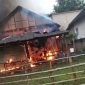 Jelang Subuh, Kebakaran Hebat Landa Rumah Warga di Kangayan Sumenep, Satu Orang Alami Luka Bakar