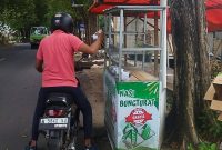 KBS Sumenep Kembali Berbagi: Nasi Bungturat Jadi Sumber Kebahagiaan Warga yang Melintas, Jum'at (27/03/2026)