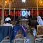 Pengurus Cabang Lembaga Seniman Muslimin Indonesia (Lesbumi) Nahdlatul Ulama Kabupaten Sumenep dalam diskusi kesenian yang digelar di sebuah kafe di pusat kota, Rabu (18/3/2026).
