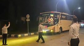 Situasi Terkini Keluar Masuk Bus Antar Kota di Terminal Arya Wiraraja Sumenep 